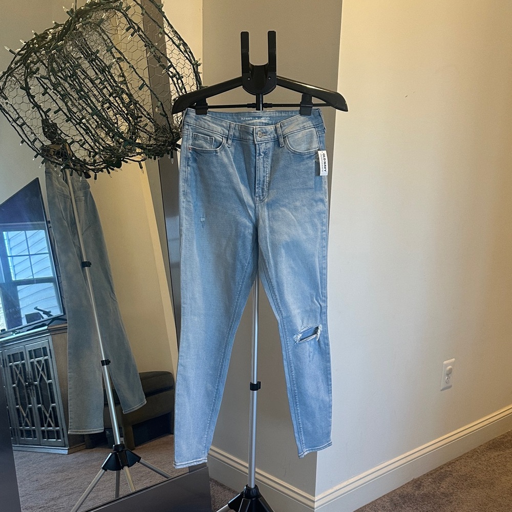 Old Navy Light Blue Women's Skinny Jeans